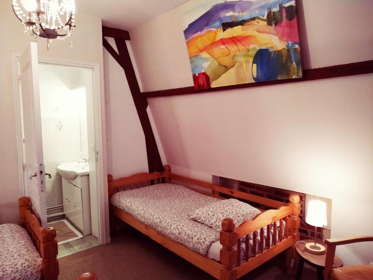 Chateau De Belle-Vue Bed & Breakfast Sainte-Cecile  Bagian luar foto