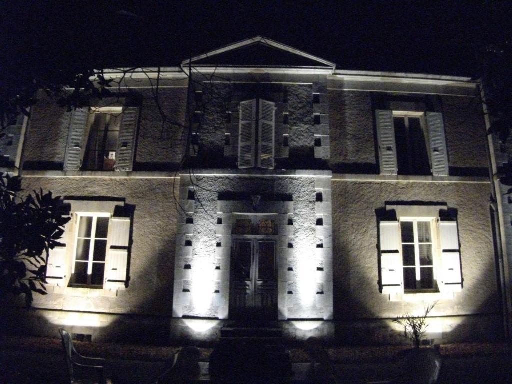 Chateau De Belle-Vue Bed & Breakfast Sainte-Cecile  Bagian luar foto