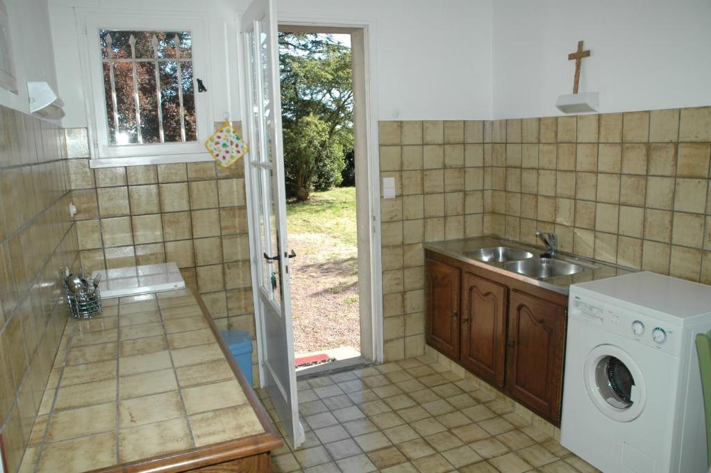 Chateau De Belle-Vue Bed & Breakfast Sainte-Cecile  Ruang foto